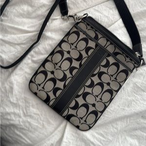 Black & gray coach print messenger cross body bag